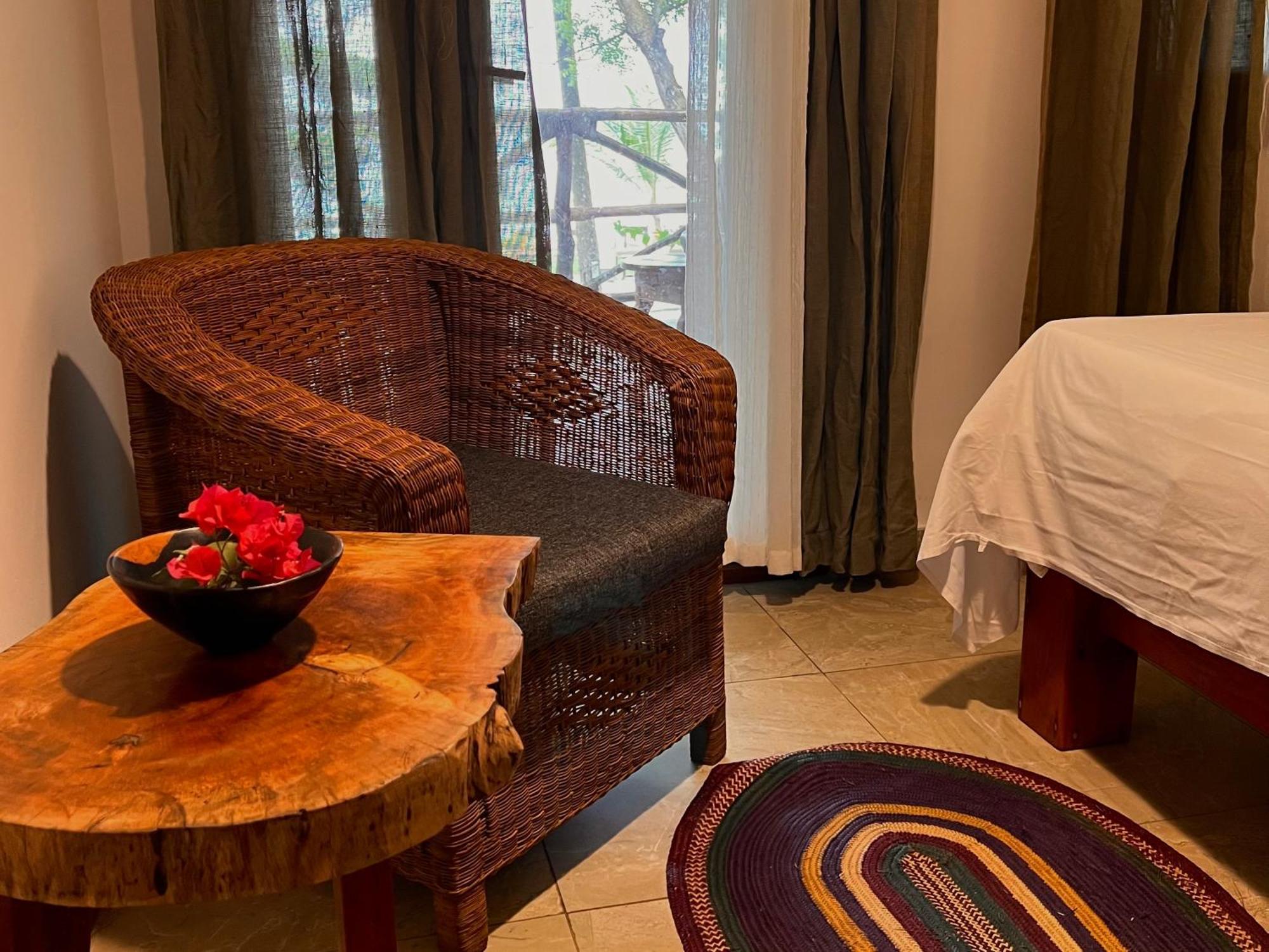 Stone Resort キウェンワ エクステリア 写真